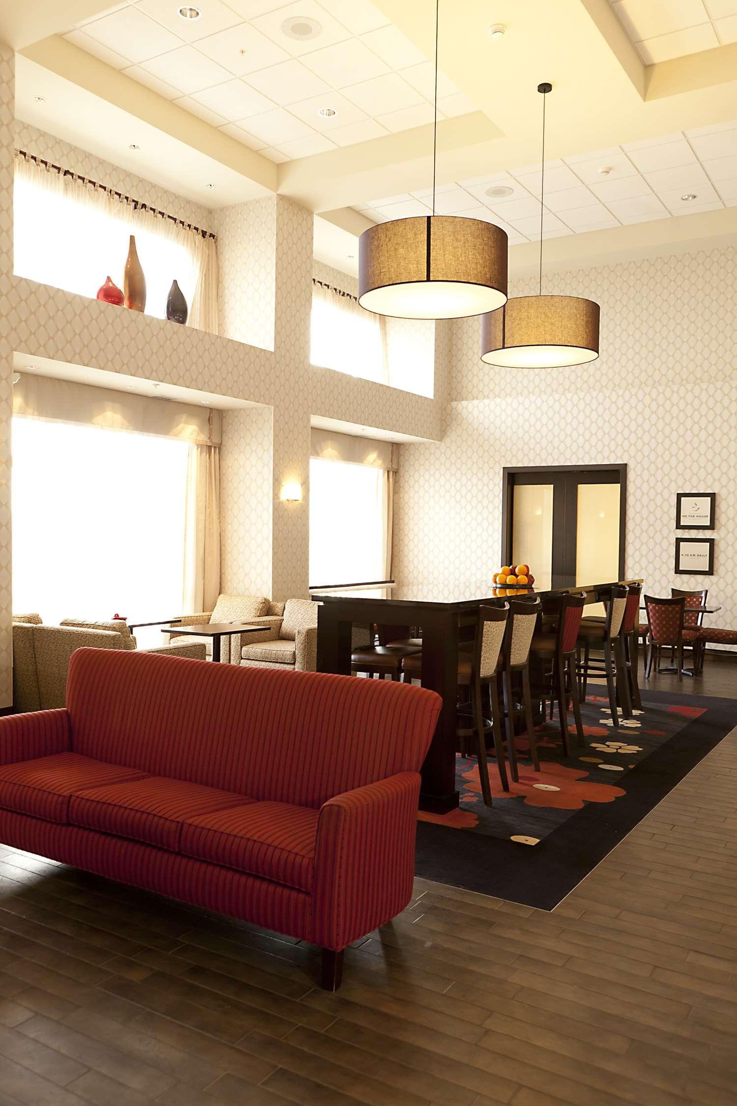 Hampton Inn & Suites By Hilton Lethbridge Zewnętrze zdjęcie