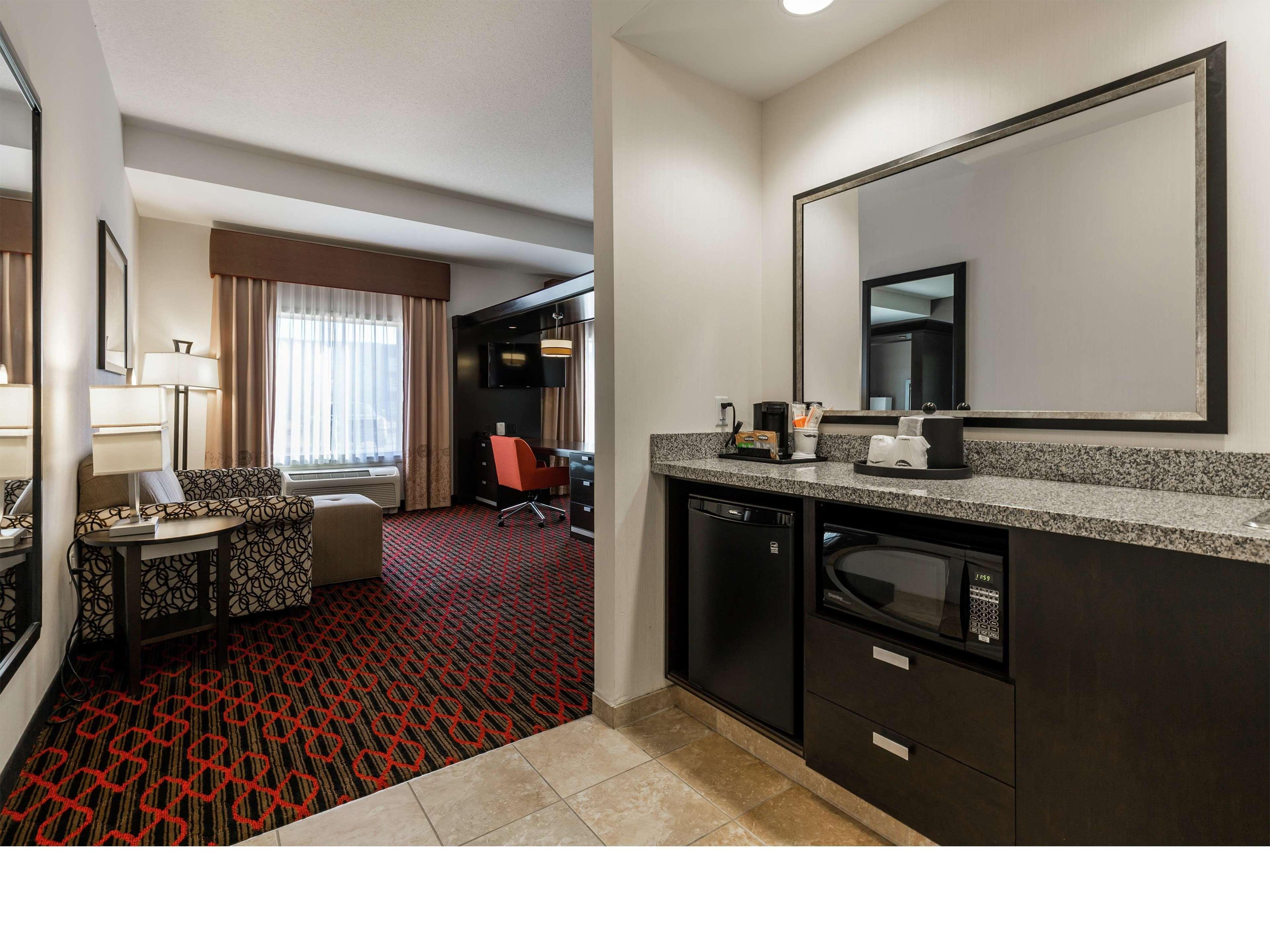 Hampton Inn & Suites By Hilton Lethbridge Zewnętrze zdjęcie