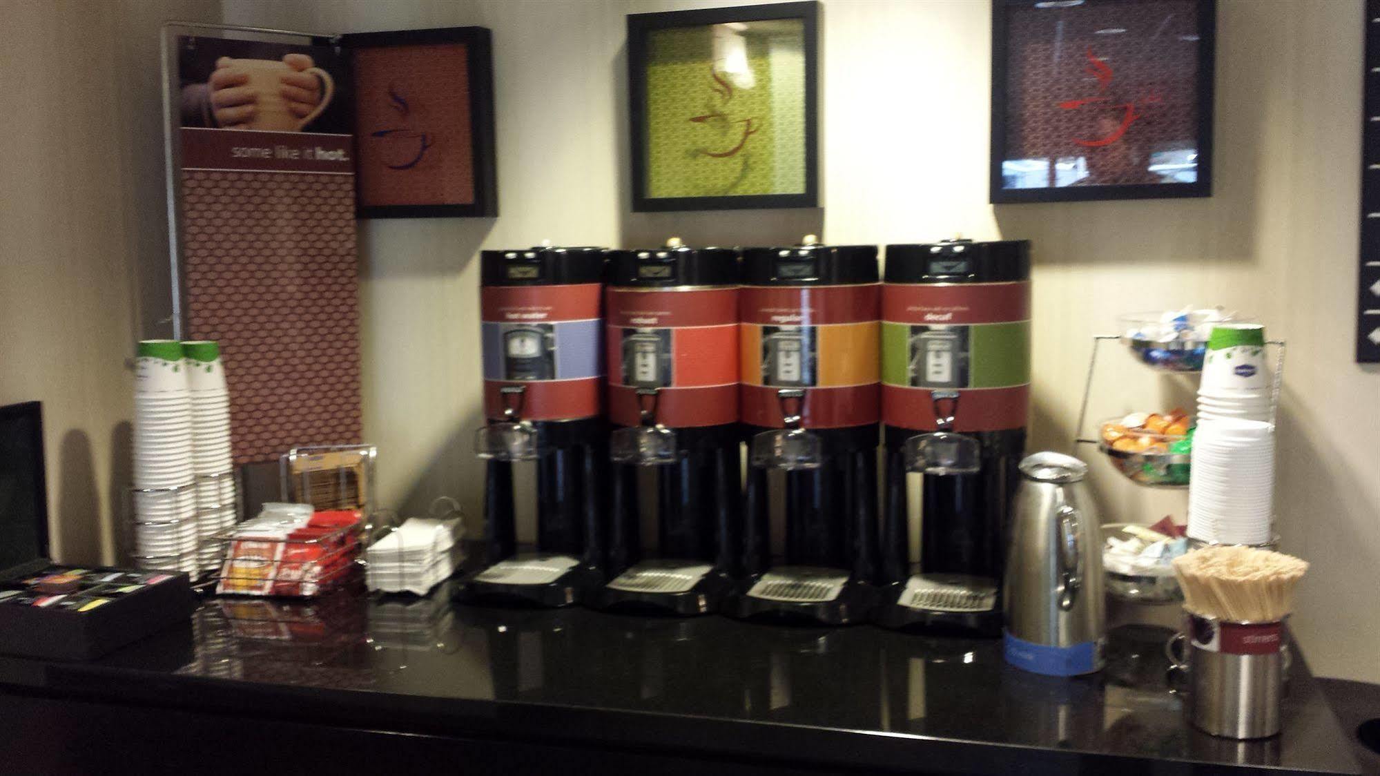 Hampton Inn & Suites By Hilton Lethbridge Zewnętrze zdjęcie